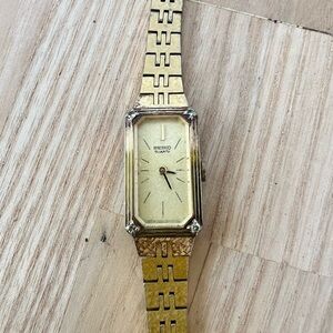 Vintage seiko ladies gold tone diamond octagonal dress watch NEW BATTERY